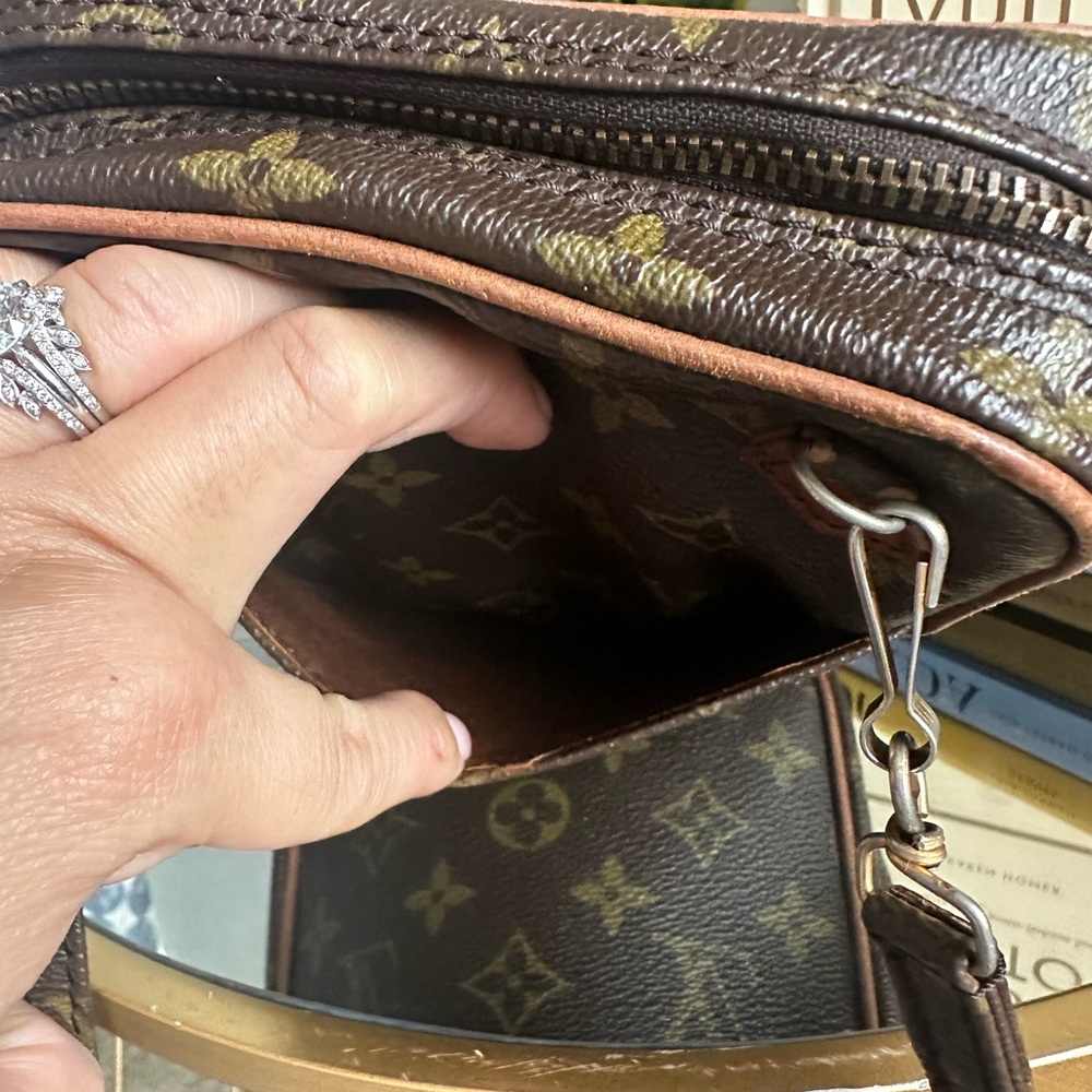 Louis Vuitton Brown Monogram Crossbody Bag - Picture 4 of 16